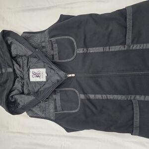 Black Hooded Vest (Exuma)